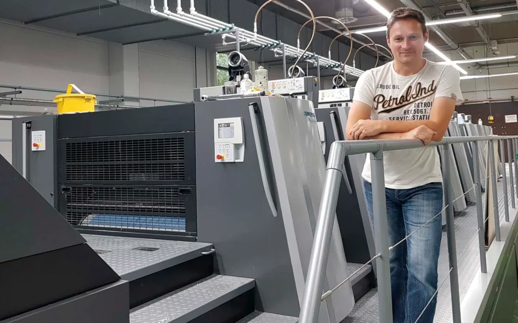 artistravel_hauptkatalog_05